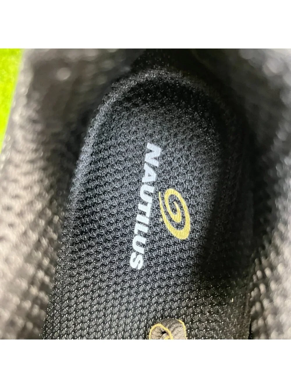 Nautilus Stratus Womens Size 8.5D Black White Composite Toe Safety Work Shoes